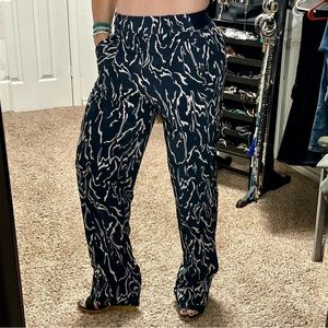 Athleta Vienna Cargo Pants Size 2 Blue/Pink